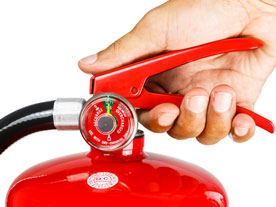 Umgang mit Feuerlöschern